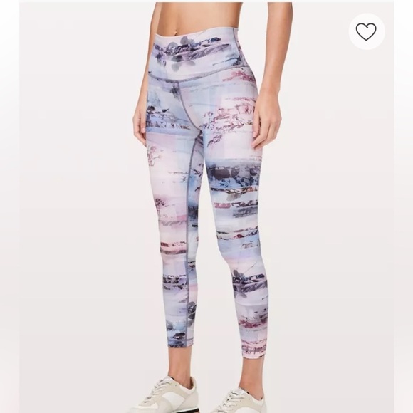 Lululemon Wunder Under HR 7/8 Tight Sz 4 - Picture 1 of 4